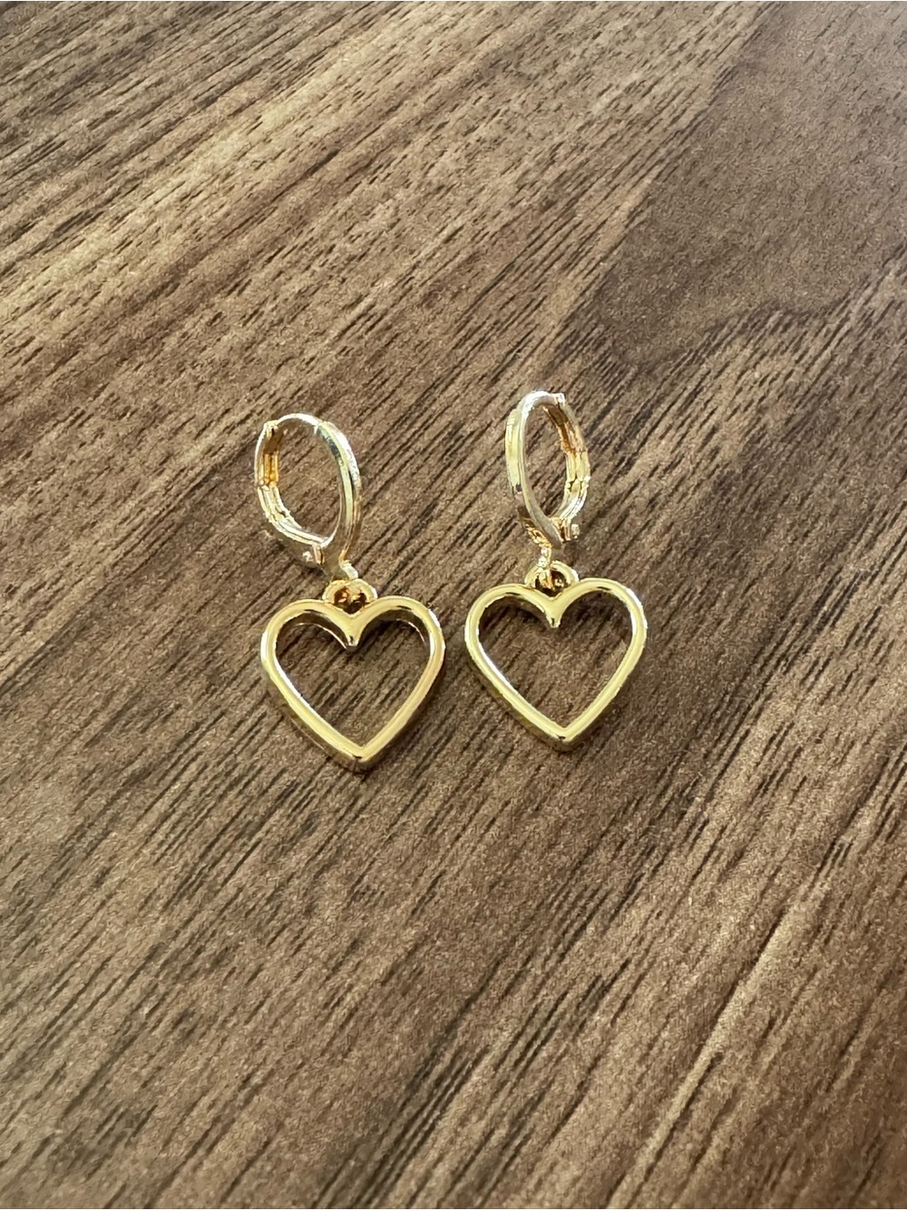 American Eagle Outfitters Gold Heart Hoop Dangle Earrings